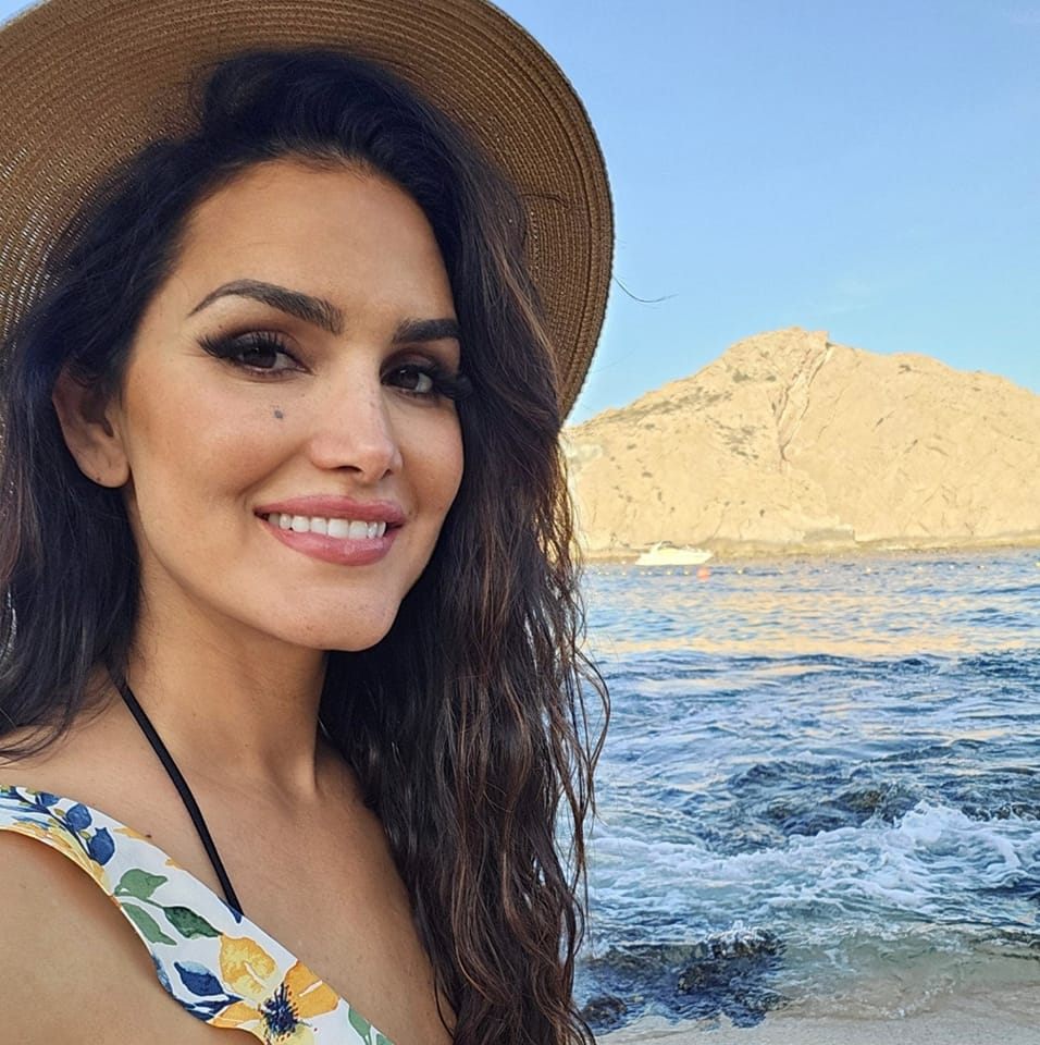 Priscilla Pruitt beach portrait