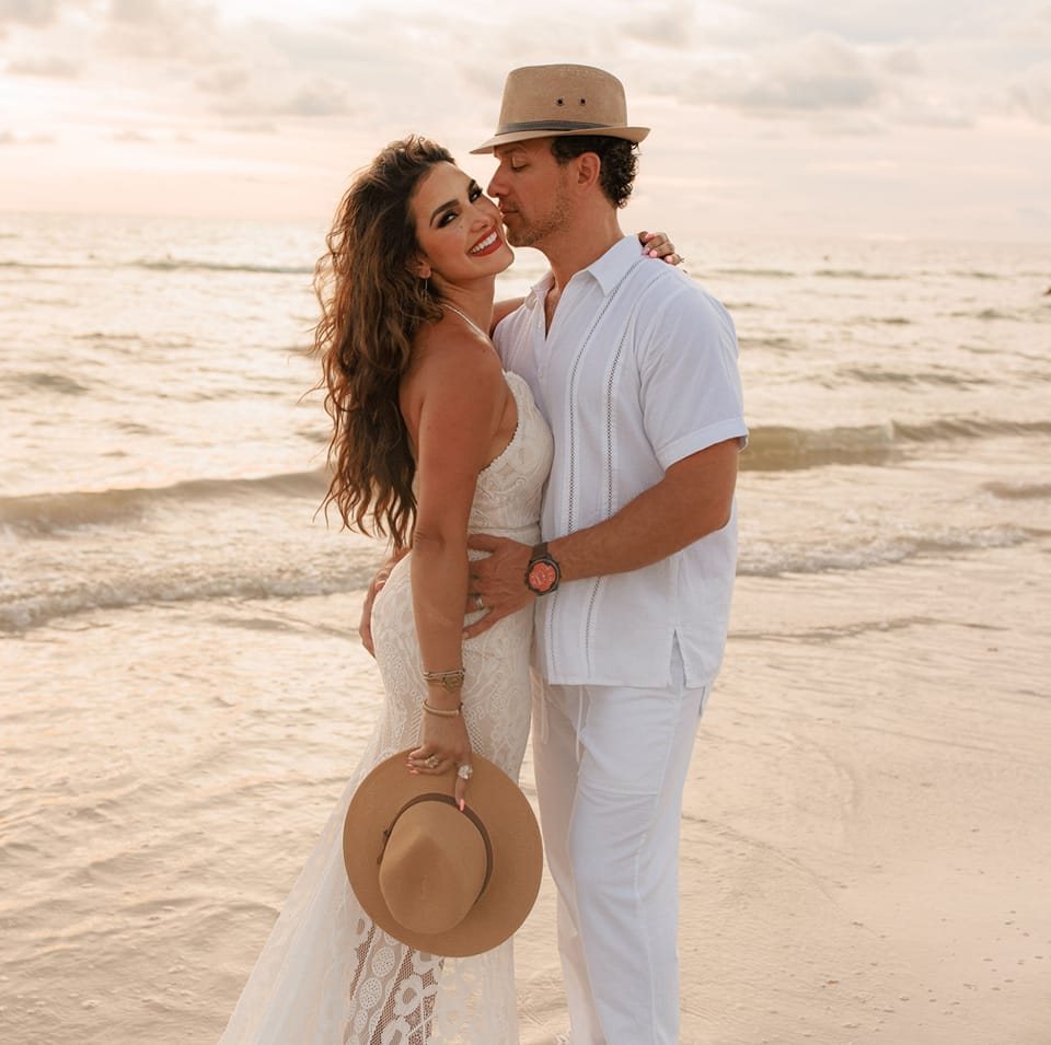 Priscilla and Sean Pruitt at the beach